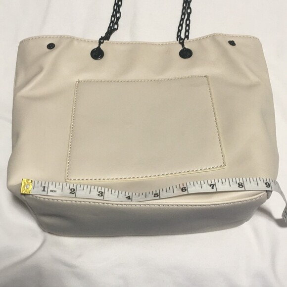 Attention purse cream faux leather open top small tote chain straps Minimalist - Picture 5 of 7